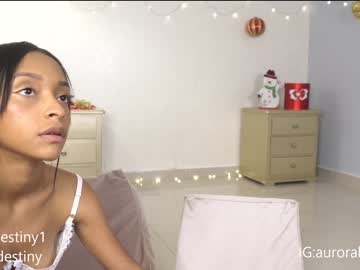 hot cam girl aurora_bunnie image #3908426