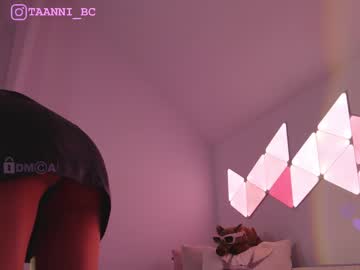 hot cam girl taanni_bc image #3388450
