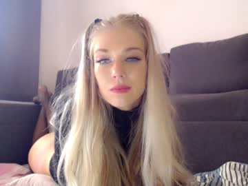 hot cam girl pervyblonde image #1270207