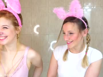 hot cam girl juicyandthepussyblvd image #1041155