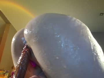 hot cam girl _meganmeow_ image #3799909