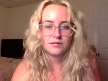 hot cam girl blonde4lyfe image #3537544