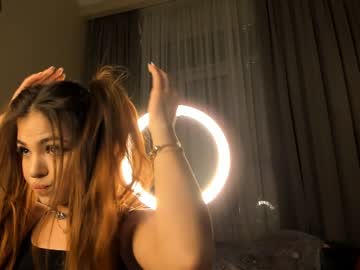 hot cam girl ai_lyn image #3865386