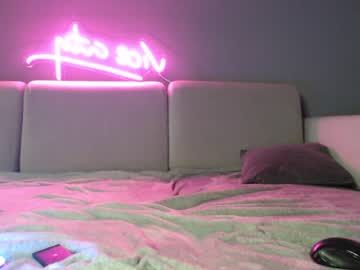 hot cam girl bludvice image #1133502