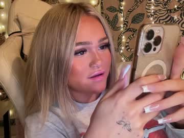 hot cam girl ari_02 image #3518457