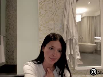 hot cam girl alicia_uwu image #2087123