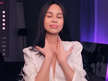 vicky_tells hot cam