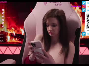 hot cam girl vanessa_love image #2028116