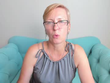 hot cam girl iamyourdream89 image #1628869