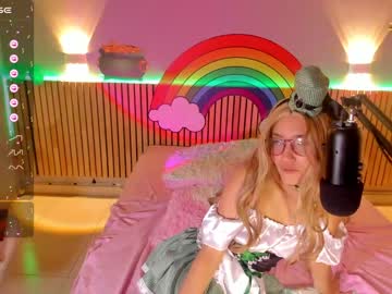 hot cam girl little_effy18 image #4365725