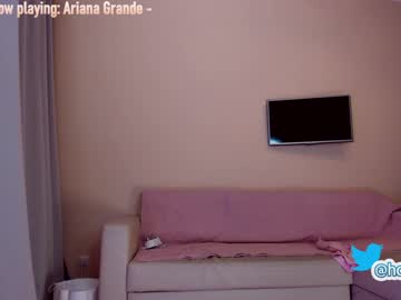 hot cam girl hollyextra image #1920546