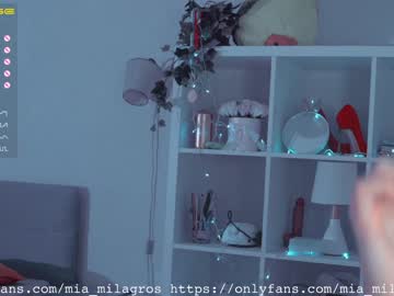 hot cam girl mia_milagros image #579676