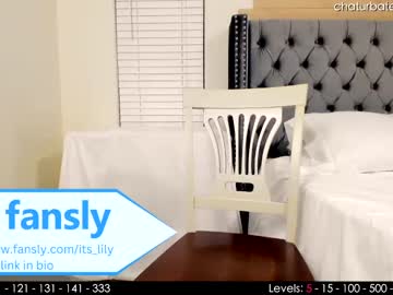 hot cam girl its_lily image #2220551