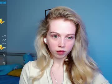 hot cam girl small_blondee image #2517118