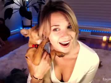 hot cam girl phoenix_taylor image #650597