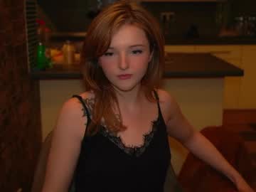 hot cam girl lucydelovely image #2290981