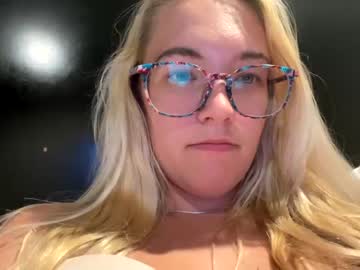 hot cam girl mariah95 image #40724