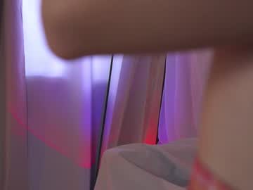hot cam girl kateuwugirl image #3389901