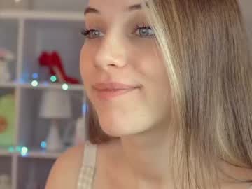 hot cam girl mia_milagros image #1072478