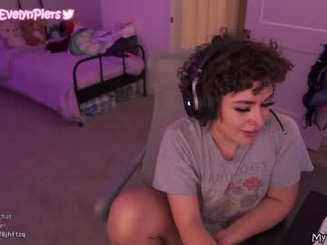 hot cam girl evelynpiers image #1594680