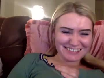 hot cam couple roseeebaby image #2925546