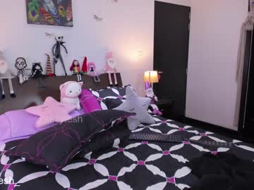 hot cam girl kellytesh image #390940