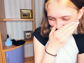 hot cam girl sun_like_hugs image #2935266