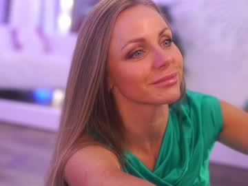 hot cam girl eva_fashionista image #2868275