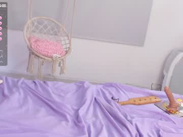 hot cam girl little_effy18 image #1870309