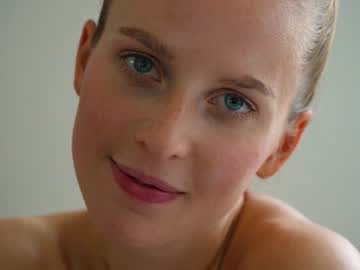 hot cam girl ellaa91 image #1487360