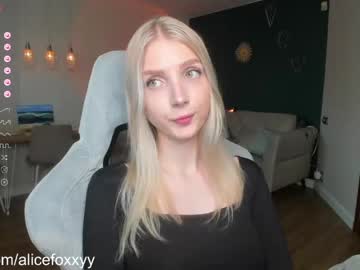 hot cam girl oh_honey_ image #3476612
