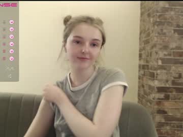 hot cam girl lucydelovely image #2386443