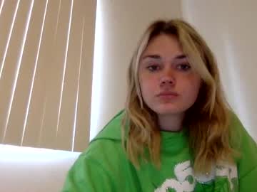 hot cam girl cassidyyqueen image #2867680