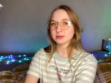 hot cam couple cherry_moonn image #2243101