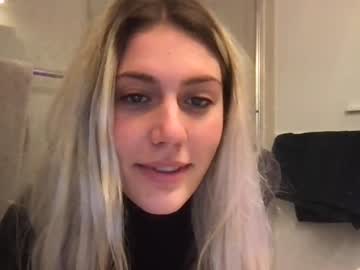 hot cam girl bambis_honeypot image #569744
