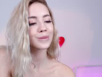 hot cam girl emmi_rosee image #566778