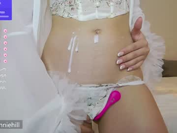 hot cam girl anniehillofficial_ image #3340061