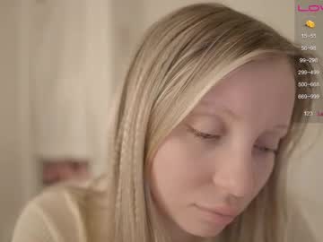 hot cam girl pureangeldolores image #3975673