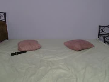 hot cam girl breeding_material image #3485522