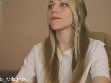 hot cam girl mia_milagros image #2677722