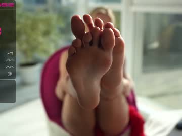 hot cam girl vika54784 image #2048859
