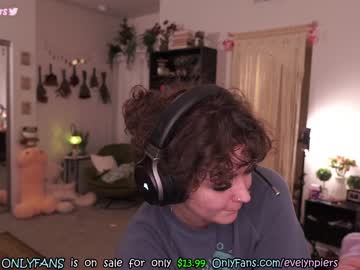 hot cam girl evelynpiers image #2748721