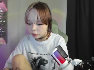 gummi_heart hot cam
