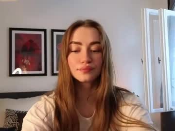 hot cam girl strawberryjamx image #3477416