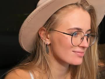 hot cam girl linellali image #1854790