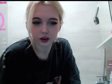 hot cam girl small_blondee image #2760714
