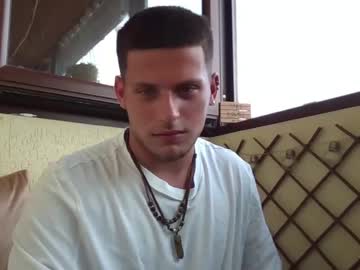 hot cam man roberto_twink1 image #3221694