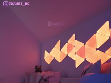 hot cam girl taanni_bc image #3379929