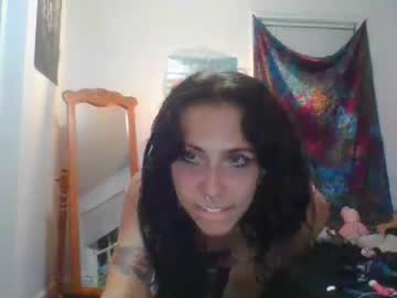 hot cam girl lilfallingangel image #3173862