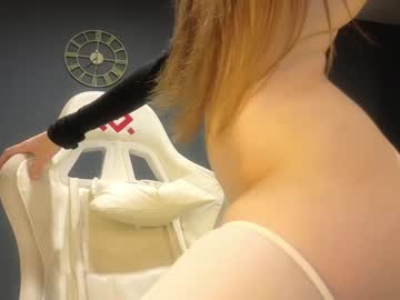 hot cam girl mia__amore image #4683458